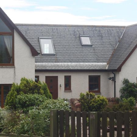 Canterra Cottage Tain Luaran gambar