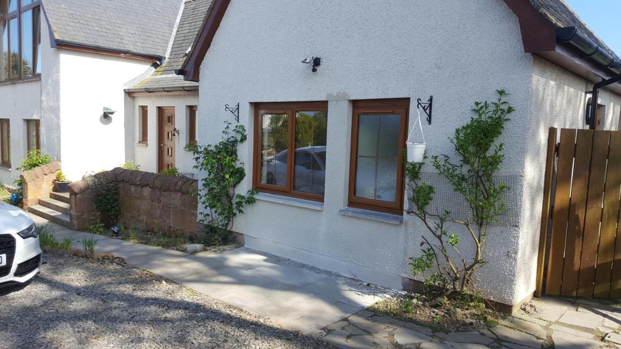 Canterra Cottage Tain Luaran gambar