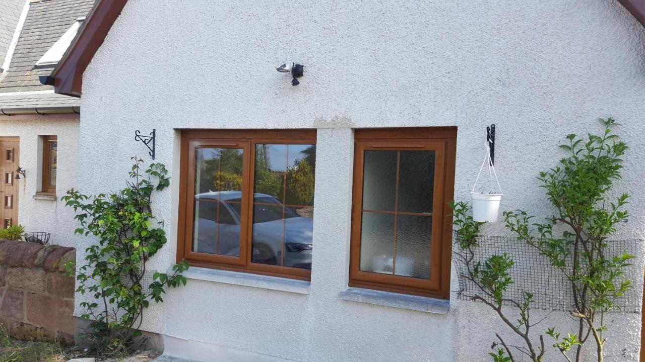 Canterra Cottage Tain Luaran gambar