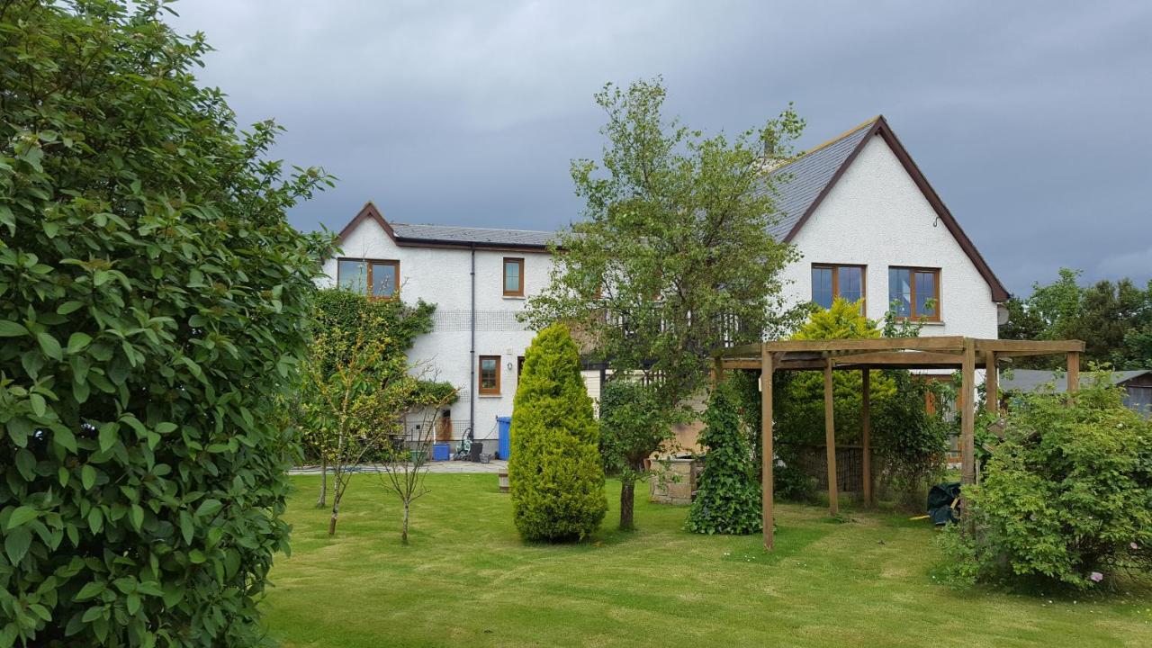 Canterra Cottage Tain Luaran gambar